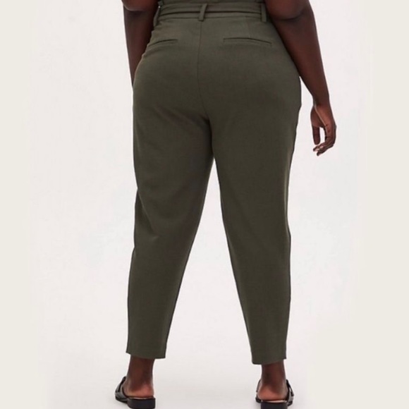 HP 🎉 TORRID OLIVE GREEN CROSSHATCH SELF TIE TAPERED PANT - Picture 2 of 3